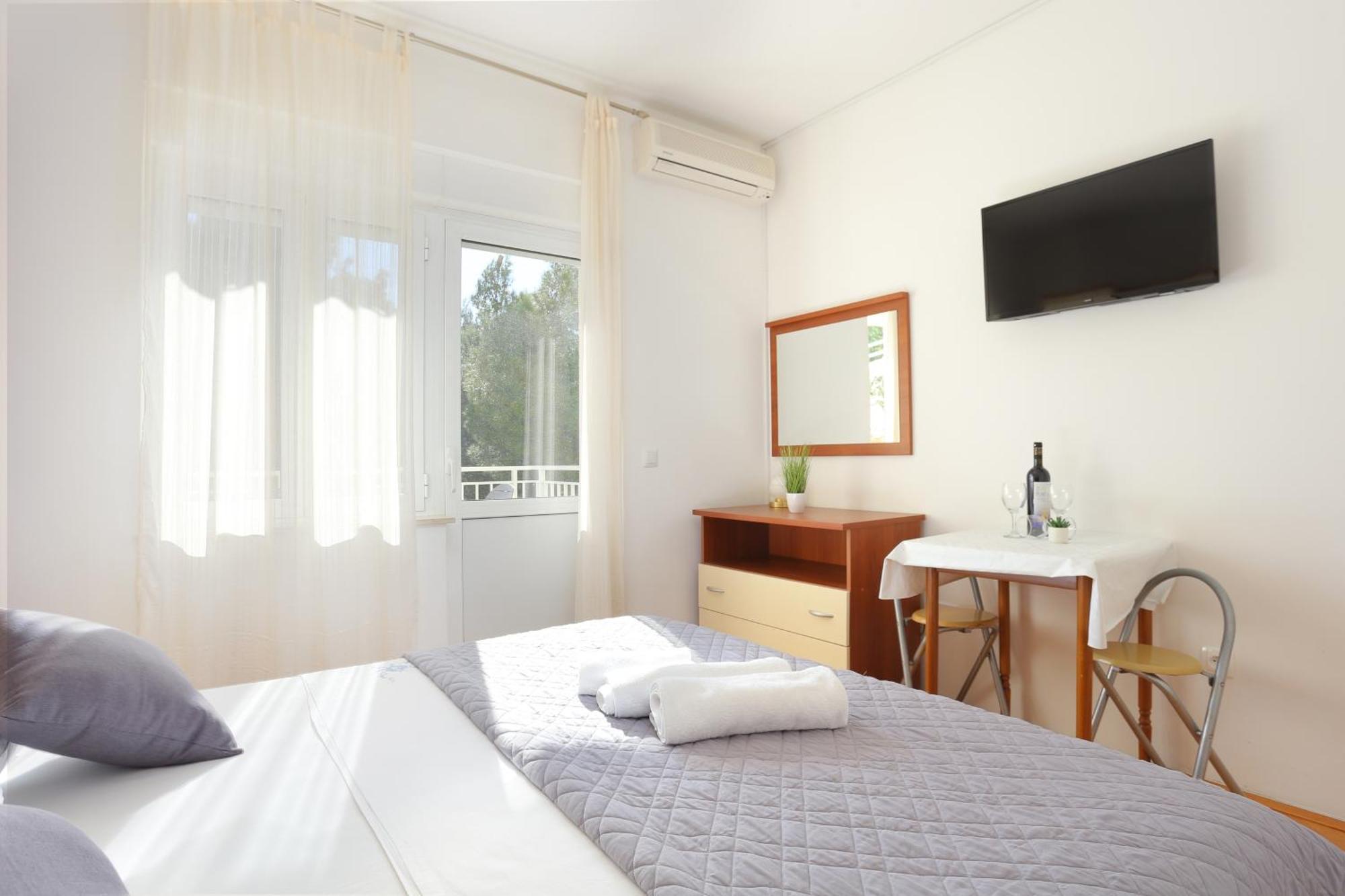 Apartments By The Sea Duce, Omis - 946 Szoba fotó
