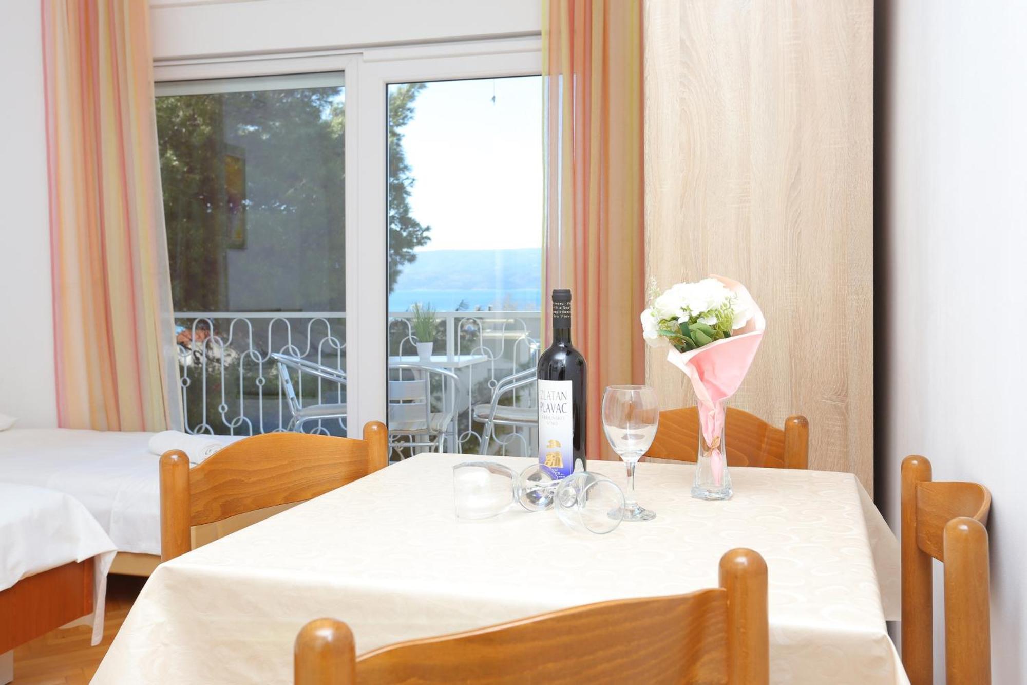 Apartments By The Sea Duce, Omis - 946 Szoba fotó
